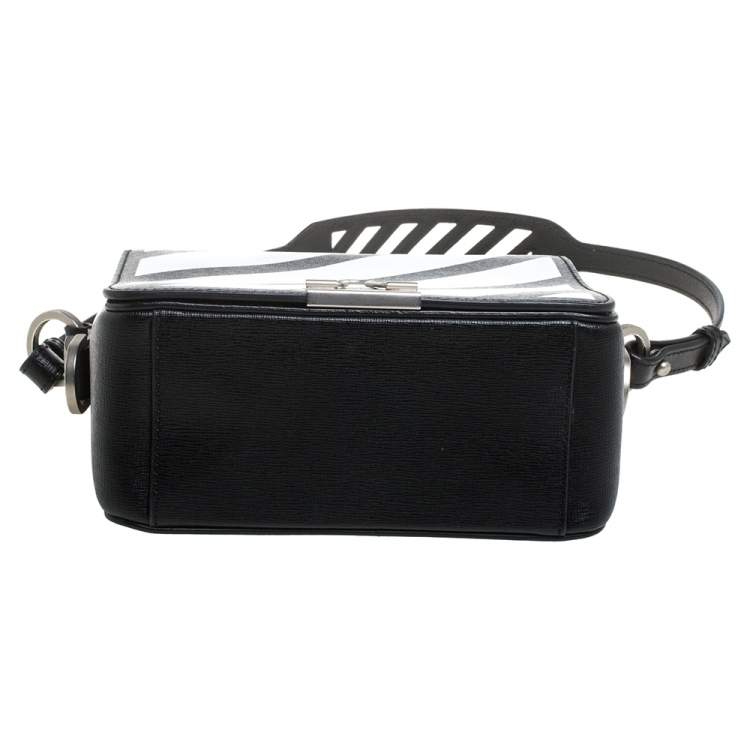 Pre Owned Off-White Black/White Diagonal Print Leather Binder Clip Crossbody Bag