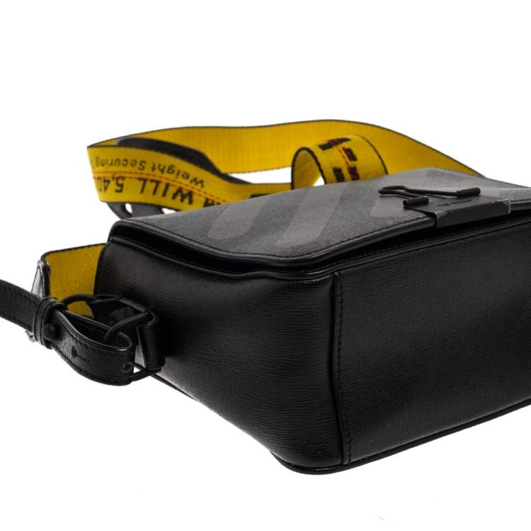 Pre Owned Off-White Black Diagonal Print Leather Binder Clip Crossbody Bag