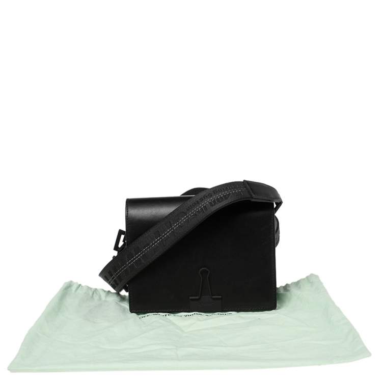 Pre Owned Off-White Black Leather Binder Clip Crossbody Bag