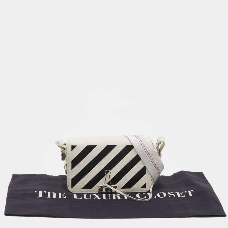 Pre Owned Off-White Black/White Diagonal Print Leather Mini Binder Clip Crossbody Bag