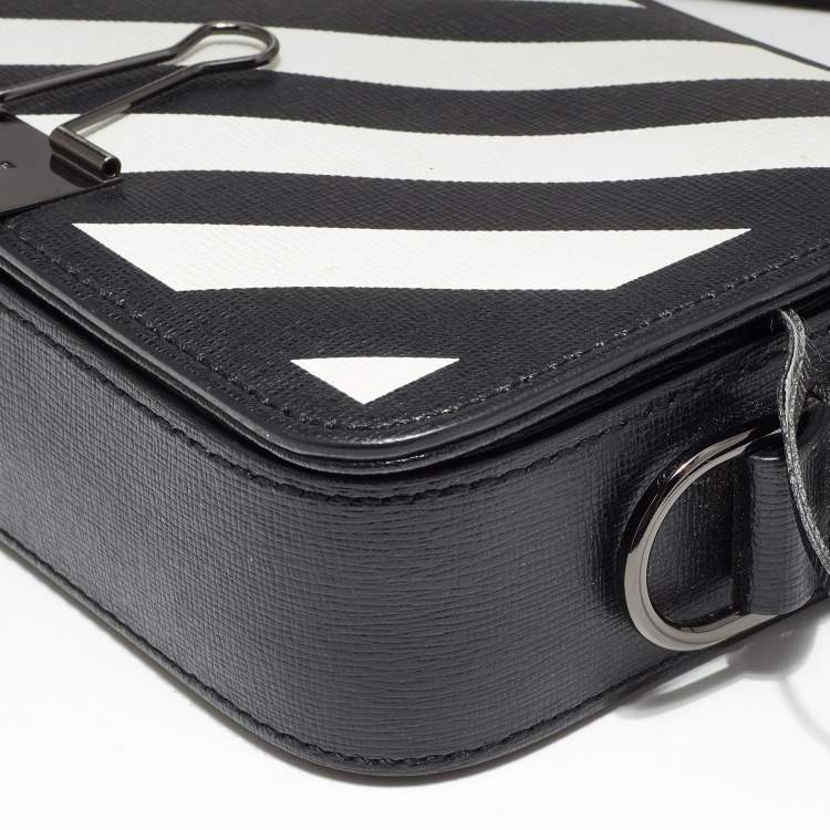 Pre Owned Off-White Black/White Diagonal Print Leather Mini Binder Clip Crossbody Bag