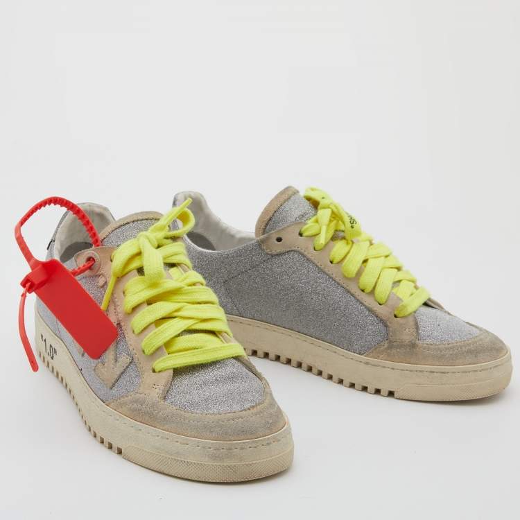 Pre Owned Off-White Metallic Grey/Silver Suede and Glitter Arrow Low Top Sneakers Size 36