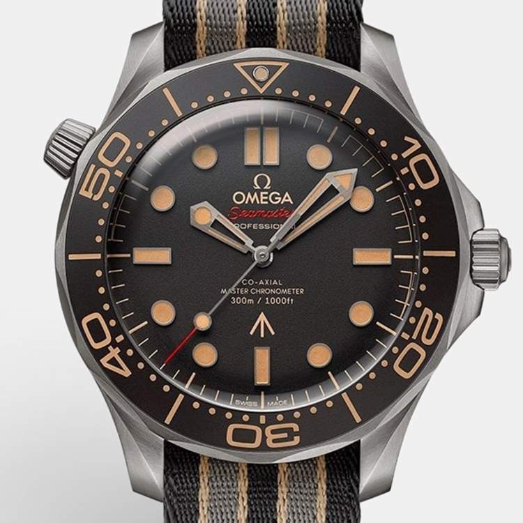 Pre Owned Omega Brown Titanium NATO Seamaster 007 Edition 210.92.42.20.01.001 Men's Wristwatch 42 mm