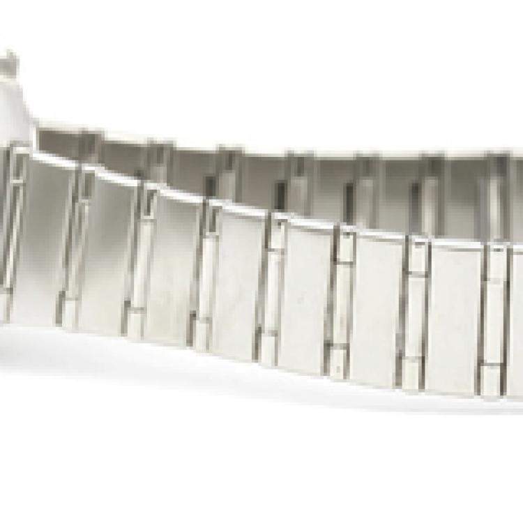 Pre Owned Omega Silver Diamonds Stainless Steel Constellation 1562.36 Quartz Women's Wristwatch 22 MM