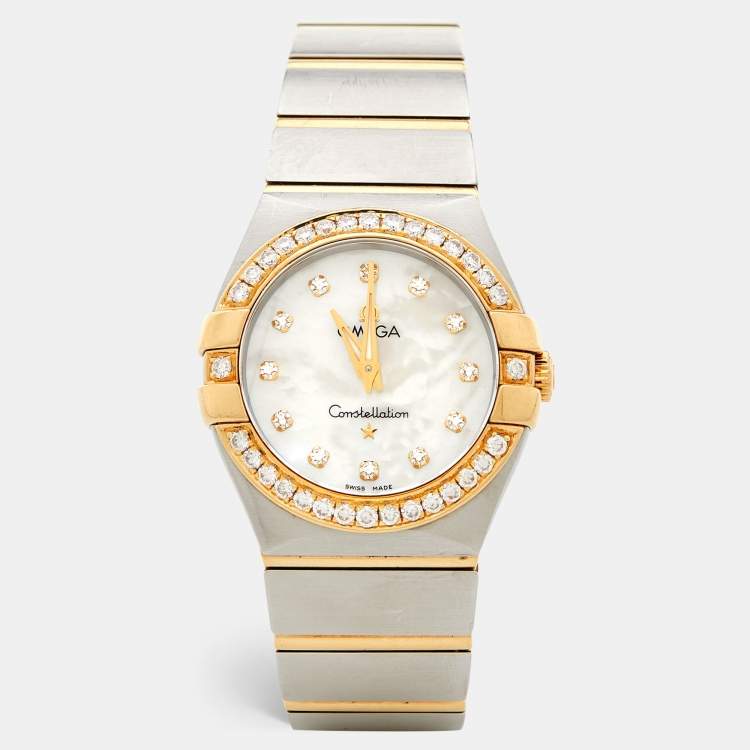 Pre Owned Omega Mother Of Pearl 18K Yellow Gold Stainless Steel Diamond Constellation 123.20.27.60.55.004 Women's Wristwatch 27 mm