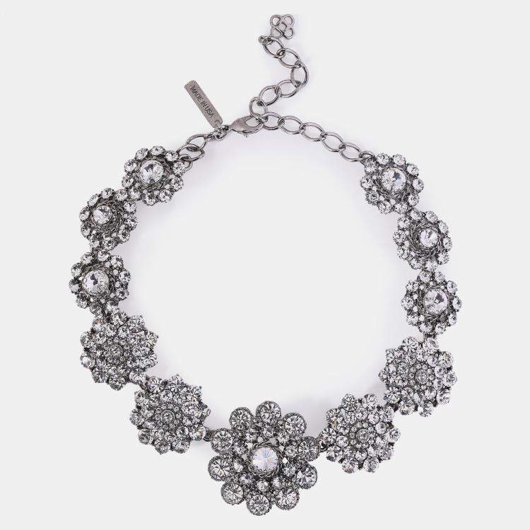 Pre Owned Oscar De La Renta Metal Necklace