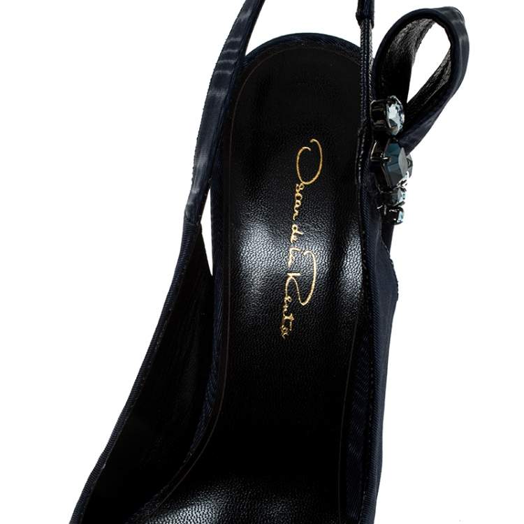 Pre Owned Oscar De La Renta Blue Faille Fabric Crystal Embellished Juliette Slingback Sandals Size 39.5