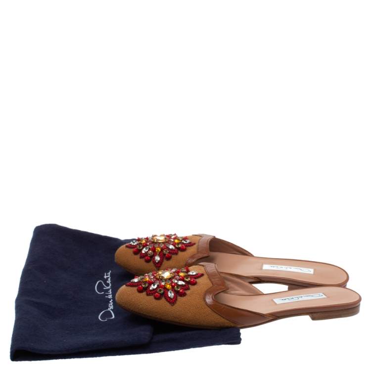 مملوكة مسبقًا Oscar De La Renta Brown Embellished Canvas and Leather Flat Spanish Mules Size 37