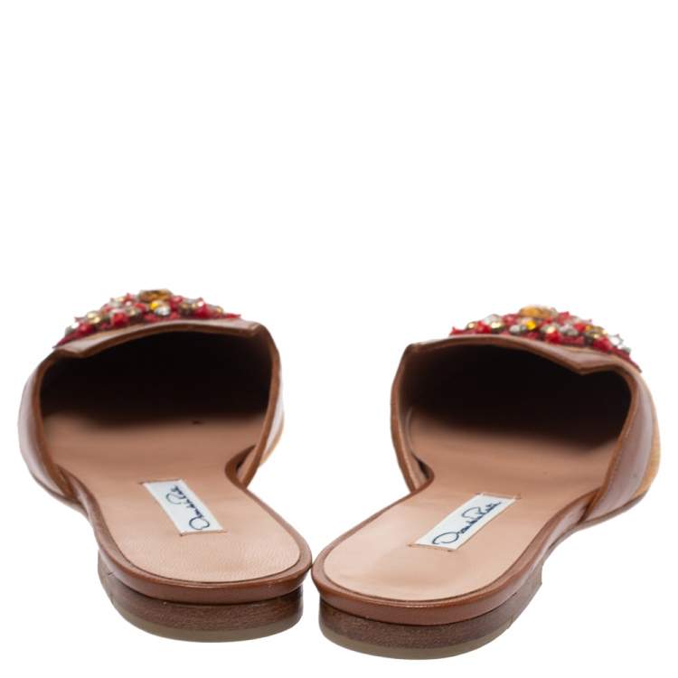 مملوكة مسبقًا Oscar De La Renta Brown Embellished Canvas and Leather Flat Spanish Mules Size 37