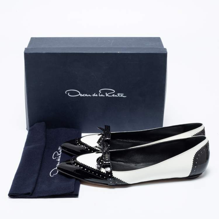 Pre Owned Oscar de la Renta Black/White Brogue Patent and Leather Hennit Ballet Flats Size 39
