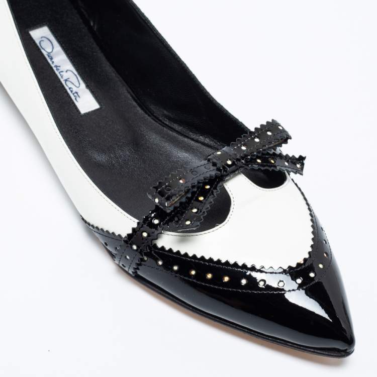 Pre Owned Oscar de la Renta Black/White Brogue Patent and Leather Hennit Ballet Flats Size 39