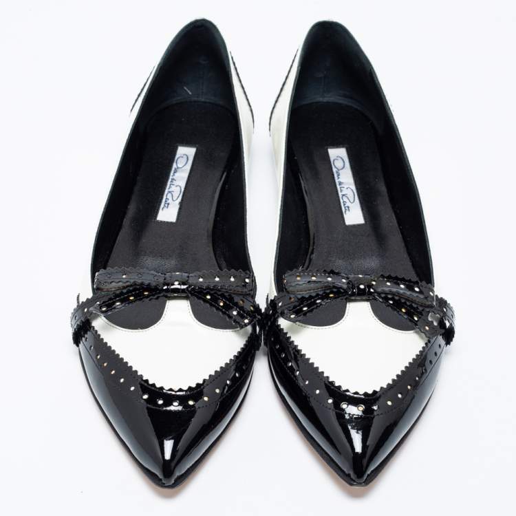 Pre Owned Oscar de la Renta Black/White Brogue Patent and Leather Hennit Ballet Flats Size 39