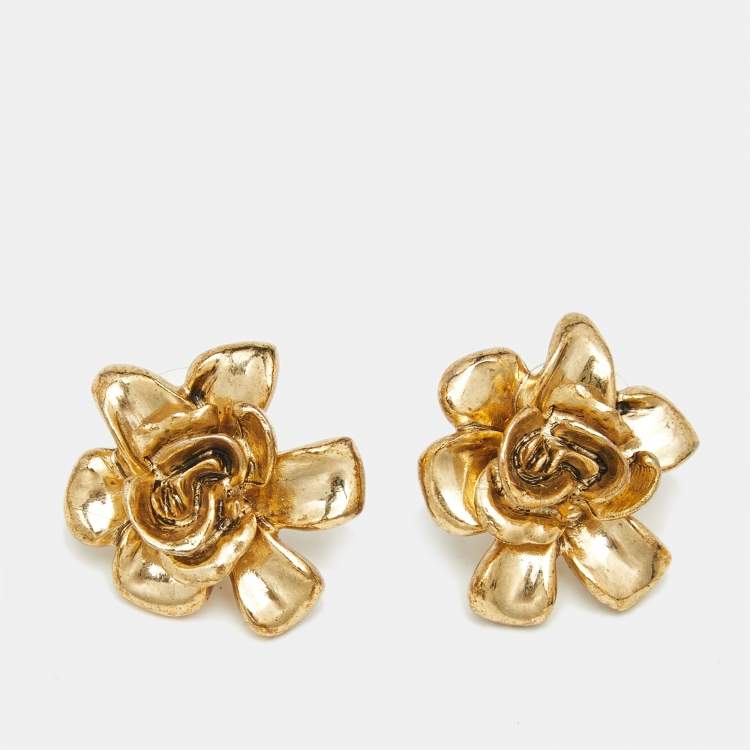 Pre Owned Oscar de la Renta Flower Gold Tone Stud Earrings
