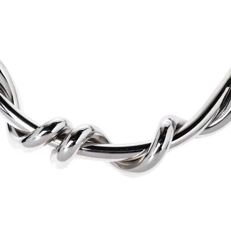 Pre Owned Oscar de la Renta Silver Tone Modern Twist Necklace