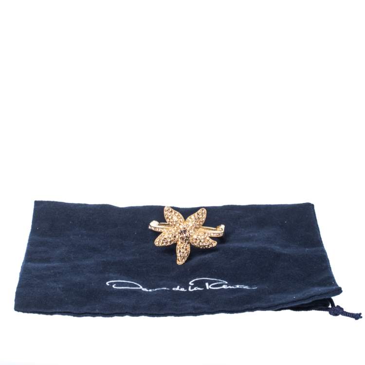 Pre Owned Oscar de la Renta Crystal Embedded Gold Tone Starfish Bracelet