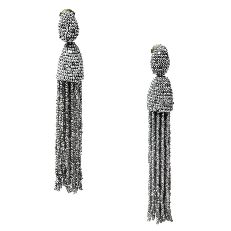 مملوكة مسبقًا Oscar de la Renta Silver Classic Long Beaded Tassel Earrings