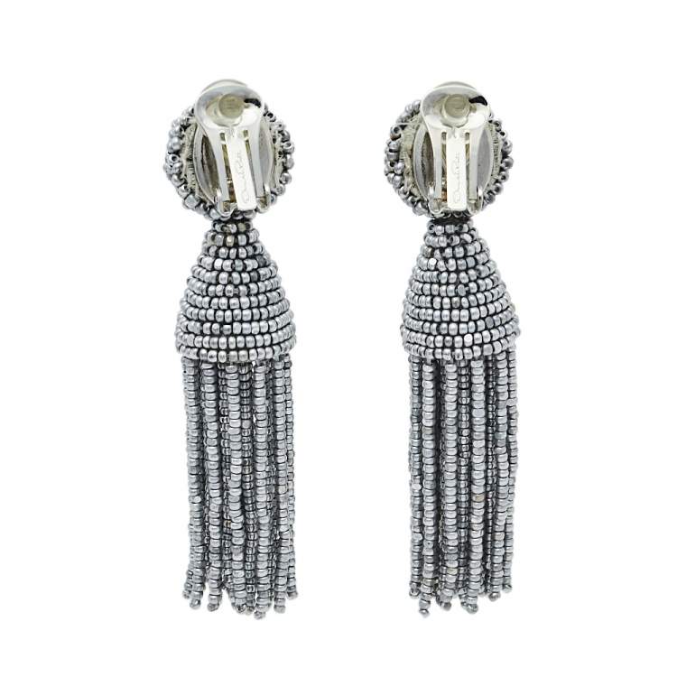 Pre Owned Oscar de la Renta Silver Beaded Short Tasseled Clip On Earrings