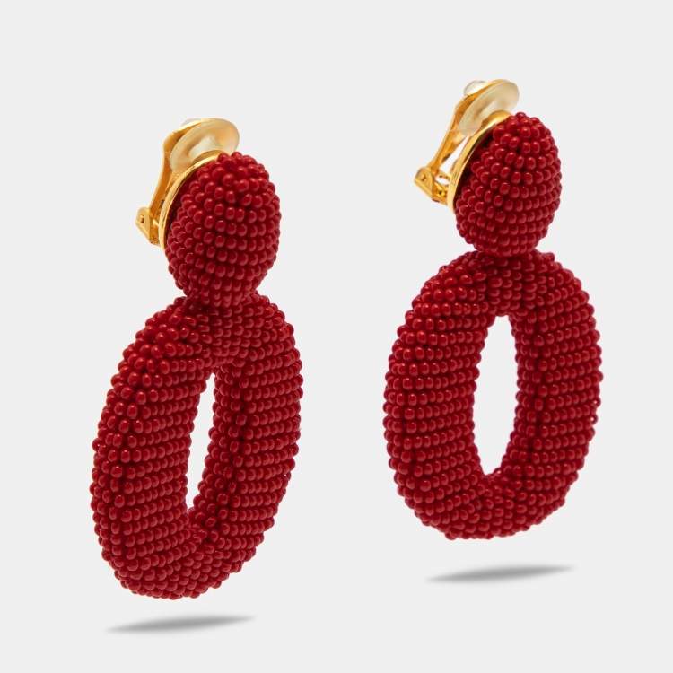 Pre Owned Oscar de la Renta Oscar O Red Beads Gold Tone Clip On Earrings