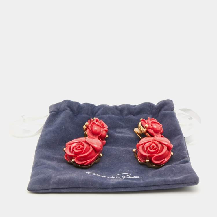 Pre Owned Oscar de la Renta Flower Resin Gold Tone Earrings