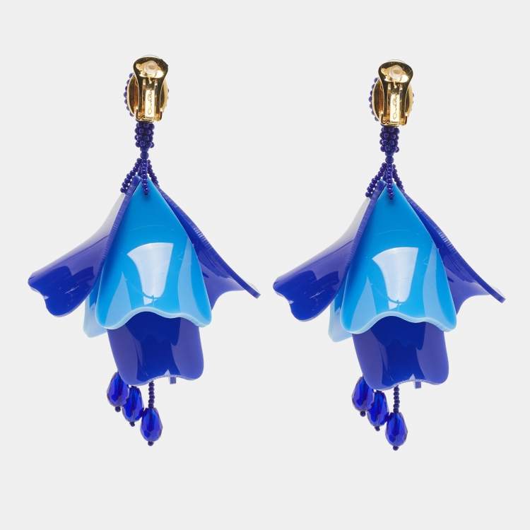 Pre Owned Oscar de la Renta Blue Plastic Bead Gold Tone Earrings