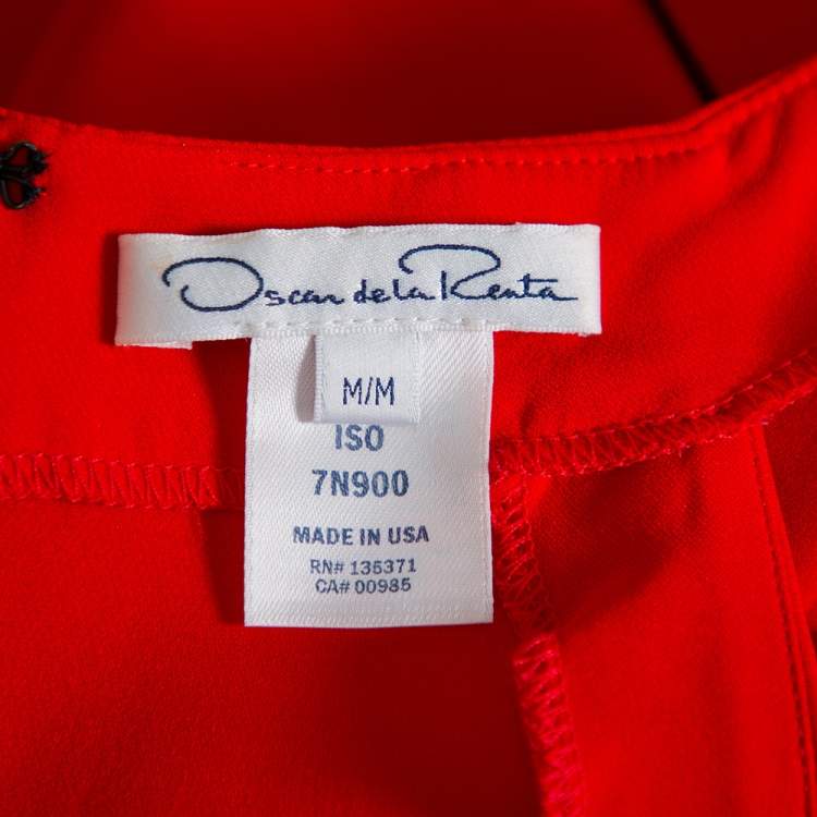 Pre Owned Oscar de la Renta Red Silk Crepe Cape Detail Gown M