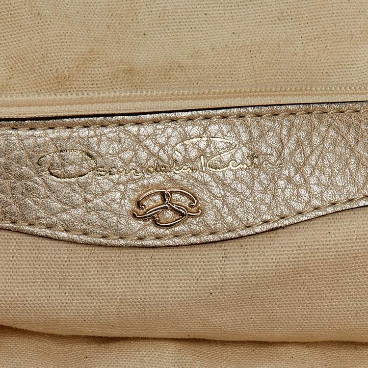 Pre Owned Oscar de la Renta Beige Woven Raffia Starfish Embellished Tote 
