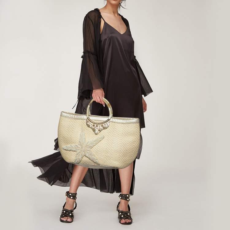 Pre Owned Oscar de la Renta Beige Woven Raffia Starfish Embellished Tote 