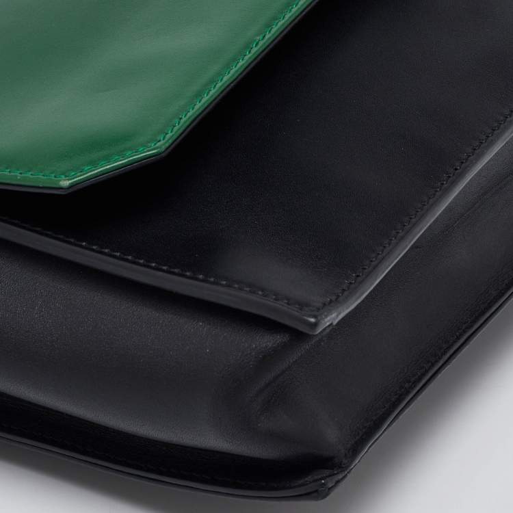 مملوكة مسبقًا Oscar de la Renta Green/Black Leather Flap Shoulder Bag
