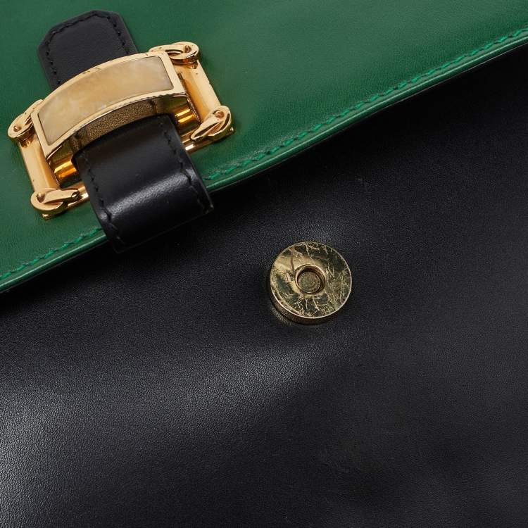 مملوكة مسبقًا Oscar de la Renta Green/Black Leather Flap Shoulder Bag
