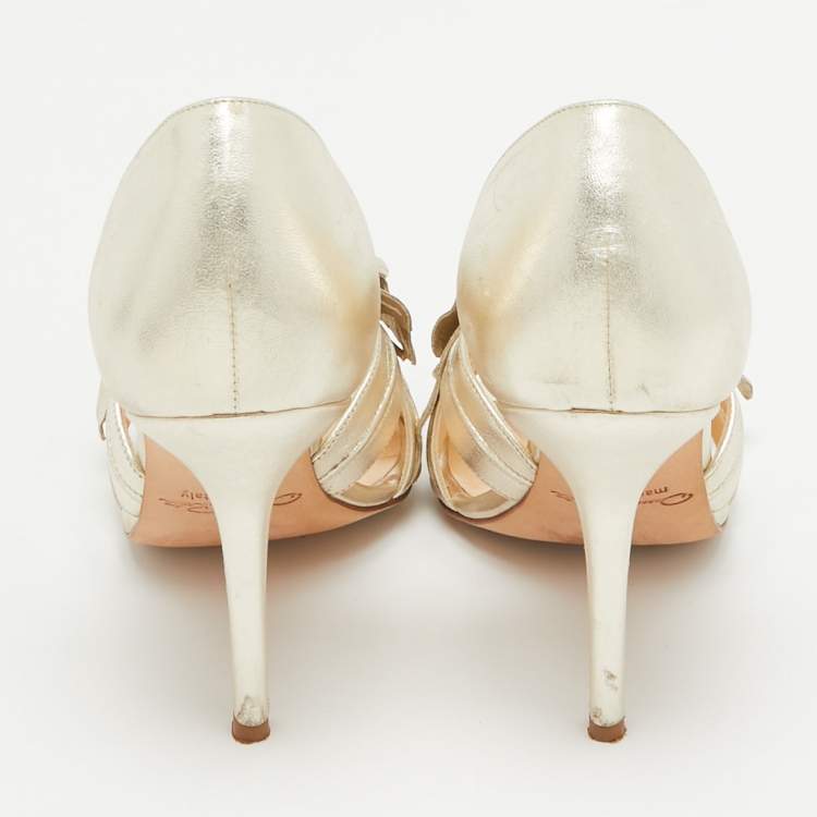 مملوكة مسبقًا Oscar de la Renta Silver Leather Flower Embellished Peep Toe Sandals Size 36
