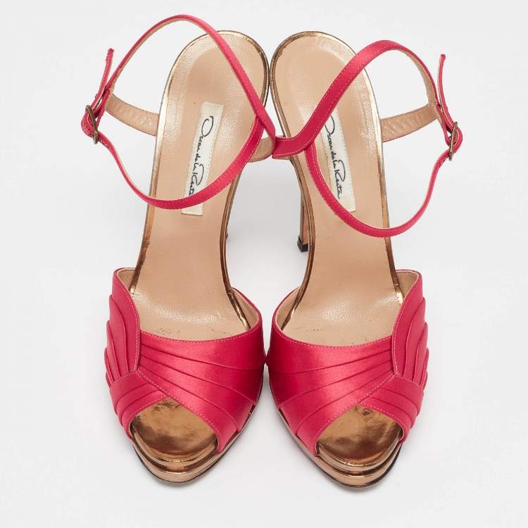 Pre Owned Oscar de la Renta Pink Satin Ankle Strap Sandals Size 39 