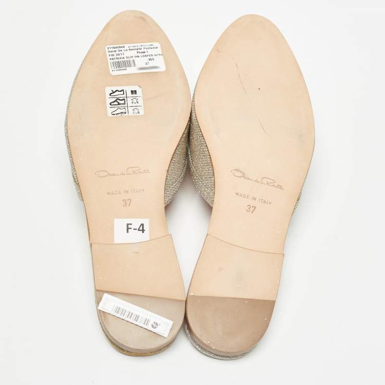 Pre Owned Oscar de la Renta Silver Lamé Fabric Patrizia Flat Mules Size 37