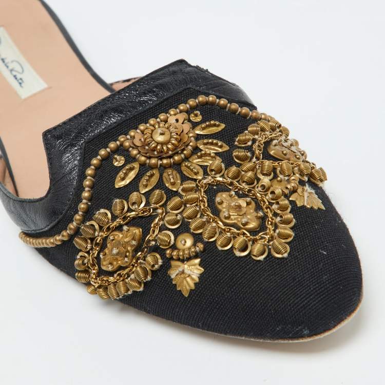 Pre Owned Oscar de la Renta Black Canvas and Leather Spanish Mules Mules Size 41