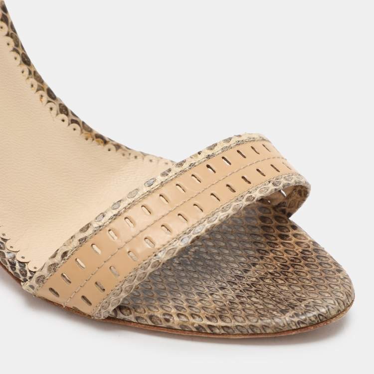 Pre Owned Oscar de la Renta Beige/Brown Snakeskin Ankle Strap Sandals Size 37.5
