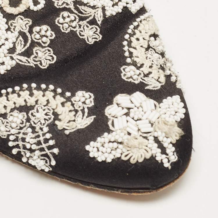 Pre Owned Oscar de la Renta Black Satin Embellished Flat Mule Size 39