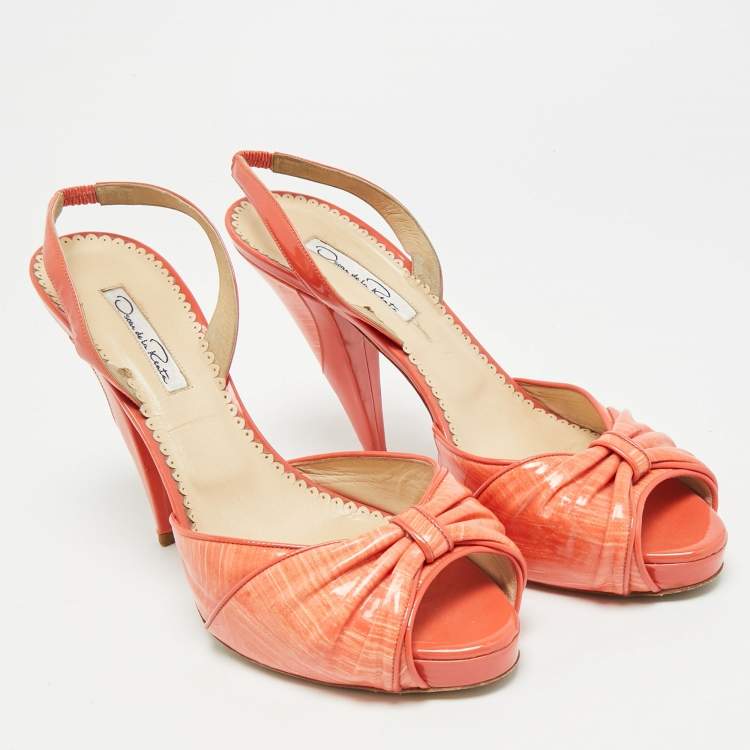 مملوكة مسبقًا Oscar de la Renta Size 40 Orange Patent Leather Slingback Sandals