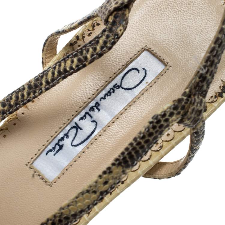 Pre Owned Oscar De La Renta Beige Snakeskin Strappy Sandals Size 38