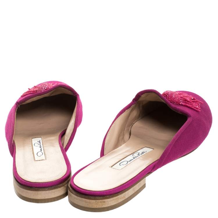 Pre Owned Oscar de la Renta Pink Canvas Flat Mules Size 40