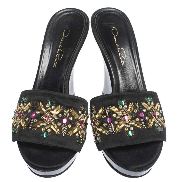 Pre Owned Oscar de la Renta Black Satin Embellished Wedge Open Toe Platform Sandals Size 38