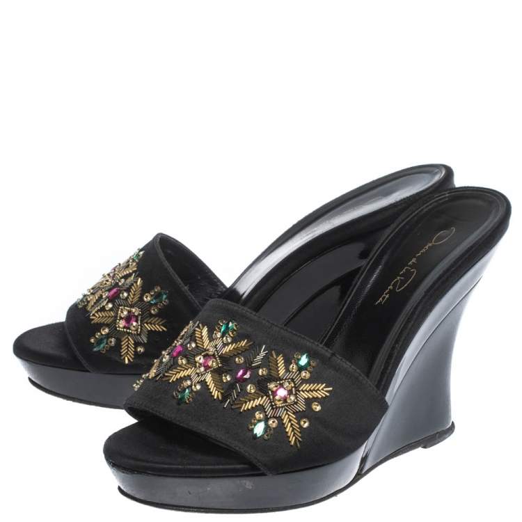 Pre Owned Oscar de la Renta Black Satin Embellished Wedge Open Toe Platform Sandals Size 38