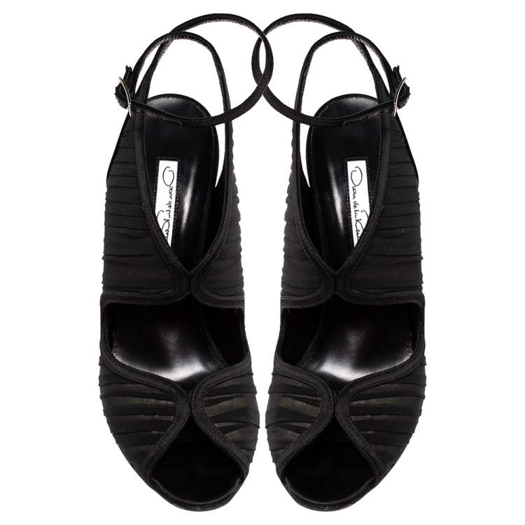 Pre Owned Oscar de la Renta Black Satin and Fabric Suzy Ankle Strap Sandals Size 38.5