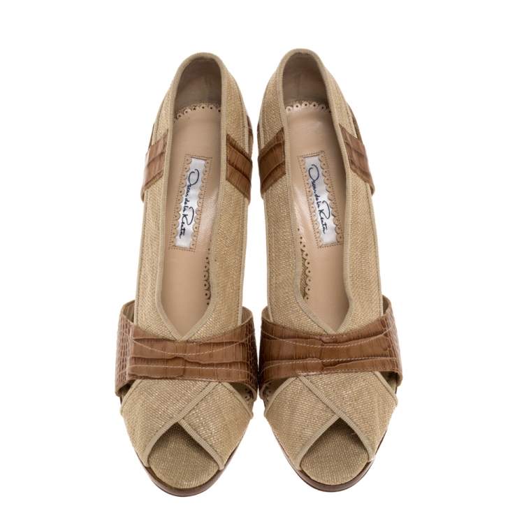 Pre Owned Oscar de la Renta Beige Woven Raffia and Brown Snake Print Leather Peep Toe Pumps Size 38