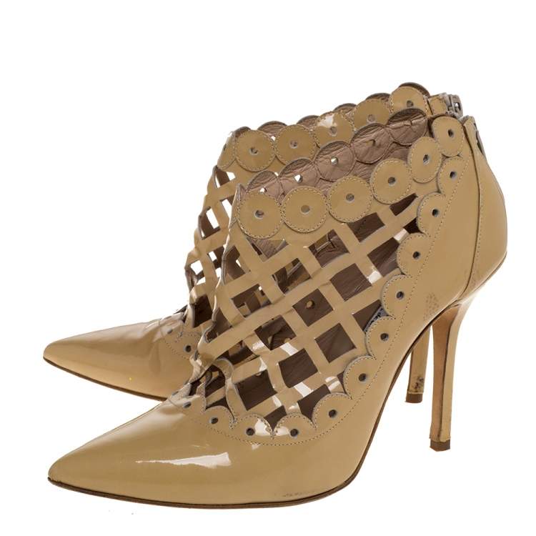 Pre Owned Oscar de la Renta Beige Patent Leather Laser Cut Fernanda Ankle Booties Size 37.5