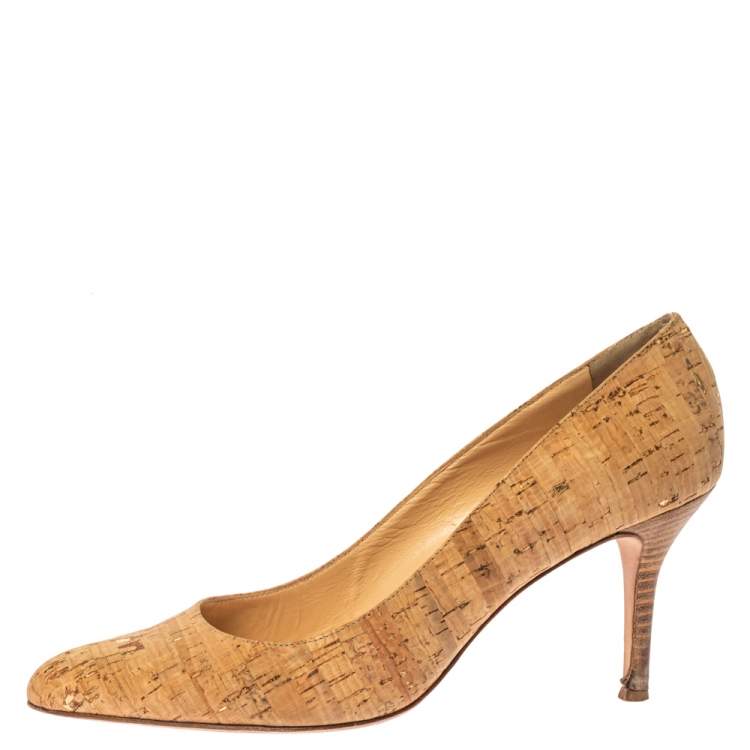 Pre Owned Oscar De La Renta Beige Cork Pointed Toe Pumps Size 40