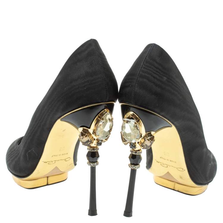 Pre Owned Oscar de la Renta Black Satin Colette Round Toe Pumps Size 38