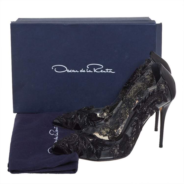 Pre Owned Oscar de la Renta Black PVC And Patent Leather Alyssa Embellished Pumps Size 37