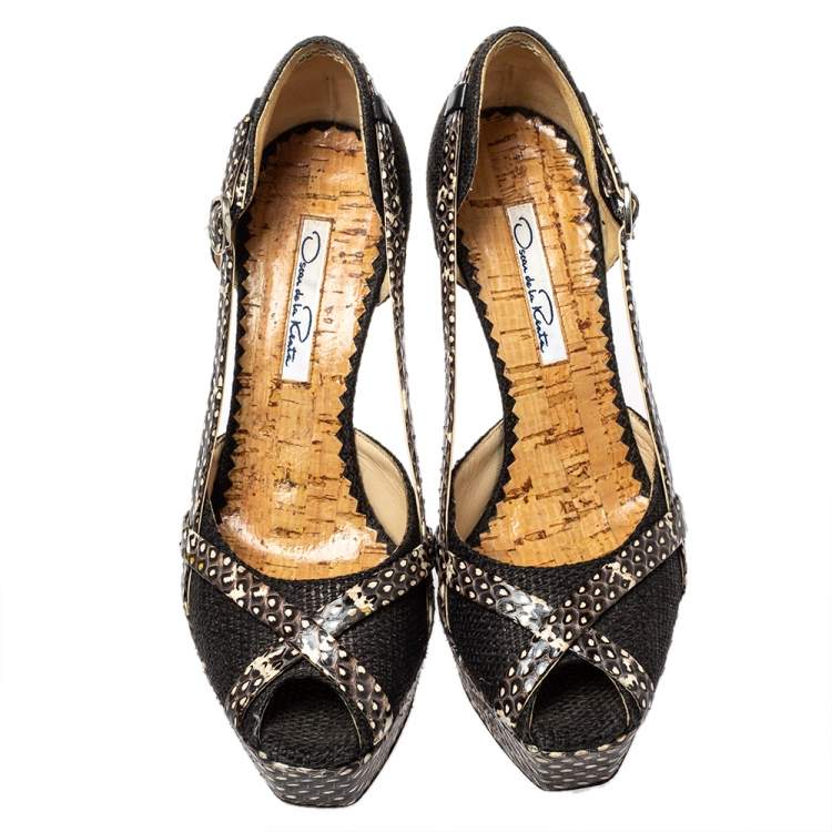 Pre Owned Oscar de la Renta Multicolor Raffia And Python Leather Peep Toe Platform Pumps Size 37