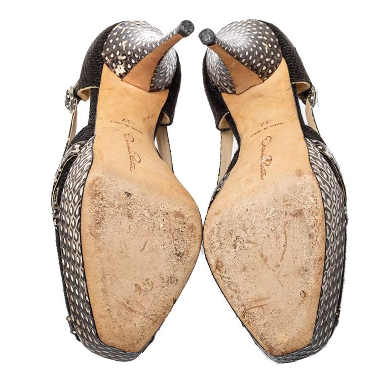 Pre Owned Oscar de la Renta Multicolor Raffia And Python Leather Peep Toe Platform Pumps Size 37