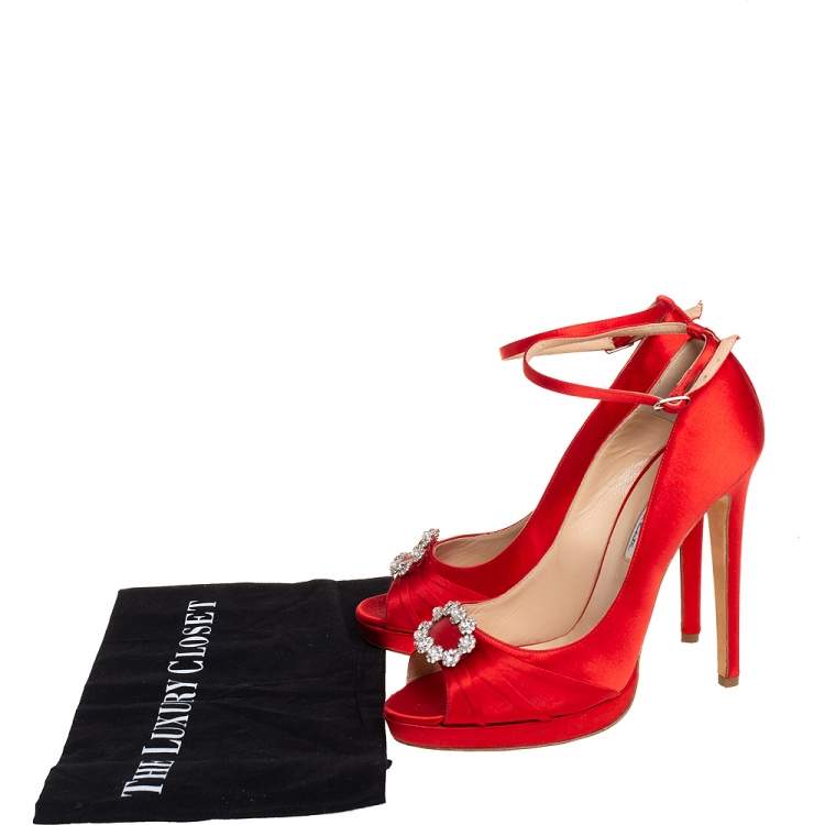 Pre Owned Oscar de la Renta Red Satin Crystal Embellished Peep Toe Ankle Strap Pumps Size 40