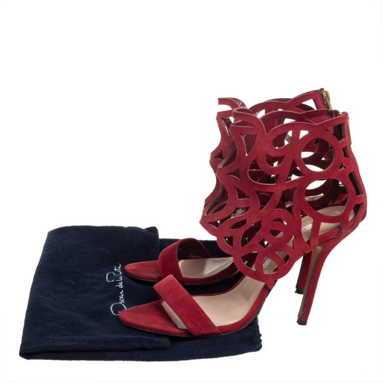Pre Owned Oscar de la Renta Red Suede Cage Sandals Size 38.5